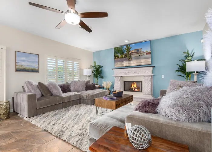 The Grand Saguaro Heated Pool Hot Tub Pickleball Sleeps 27 Holiday home