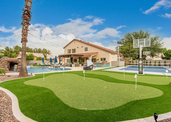 The Grand Saguaro Heated Pool Hot Tub Pickleball Sleeps 27 * Gilbert
